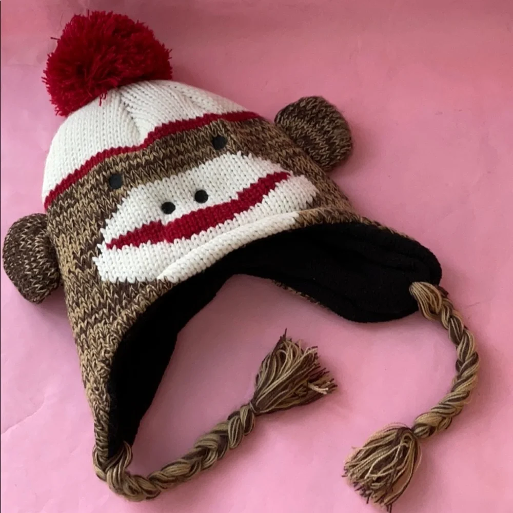 Vintage multicolored knitted hat with lining